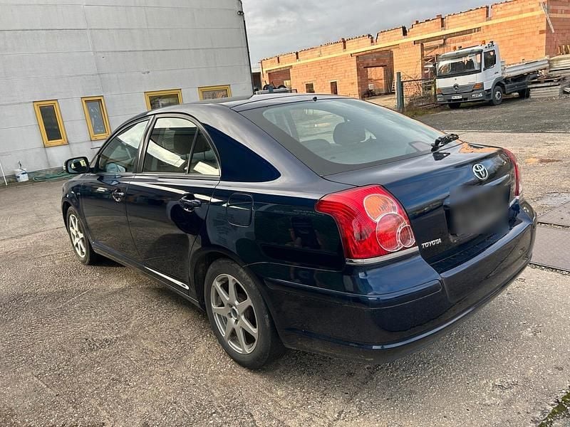 Gebraucht Toyota Avensis 129 PS (94 kW) 2007 Blau Limousine