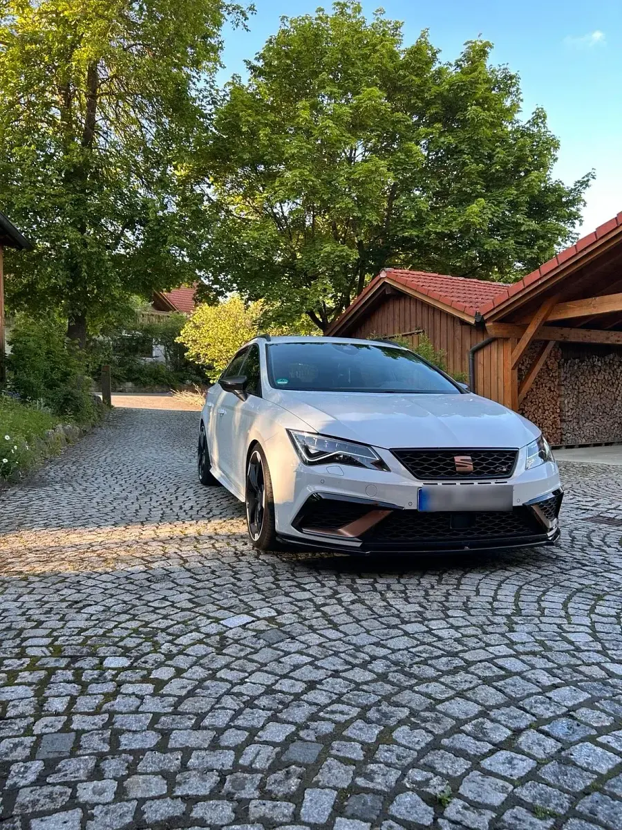 Gebraucht Seat Leon ST Beats 300 PS (220 kW) 2018 Weiß Kombi