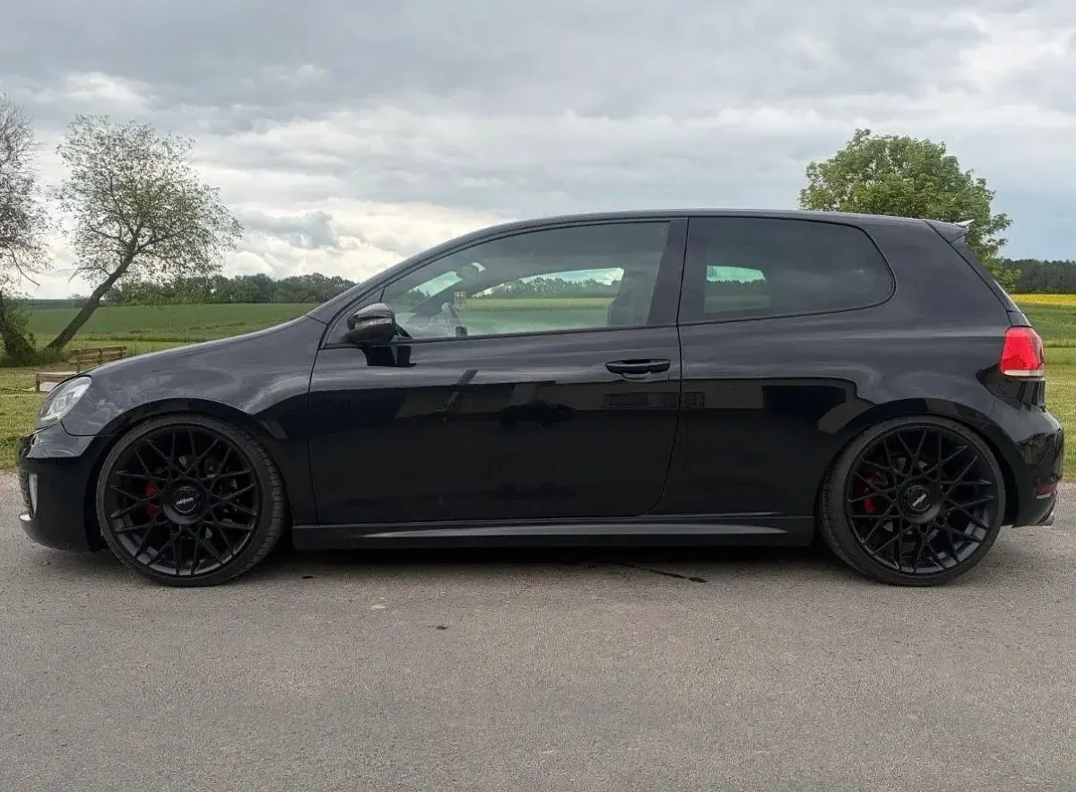 Gebraucht VW Golf VI GTI 300 PS (220 kW) 2010 Schwarz Kleinwagen