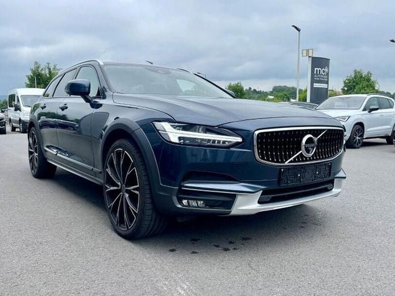 Gebraucht Volvo V90 CC Pro 235 PS (172 kW) 2020 Blau Kombi