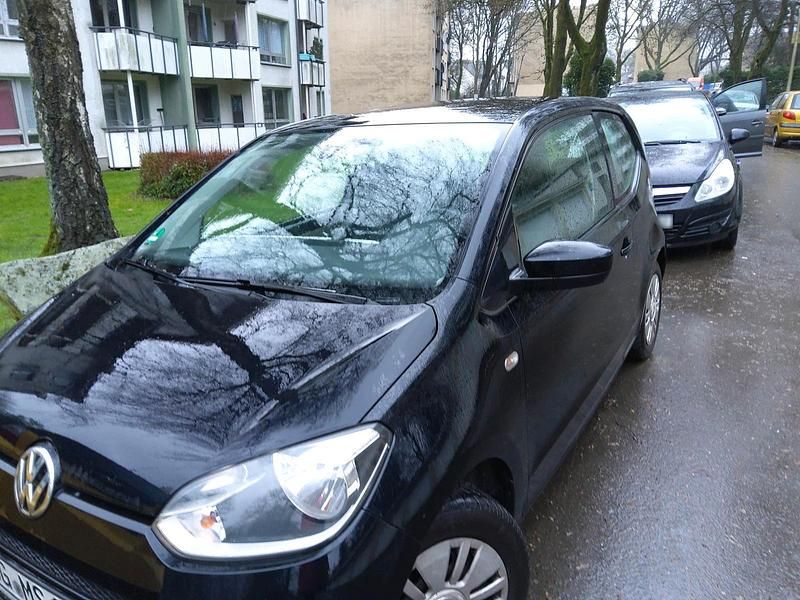 Second-hand VW up! 75 CP (55 kW) 2012 Hatchback