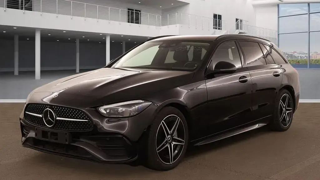 Gebraucht Mercedes C200 AMG 184 PS (135 kW) 2023 Schwarz Limousine