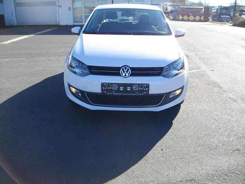 Gebraucht VW Polo Highline 105 PS (77 kW) 2013 Weiß Kleinwagen
