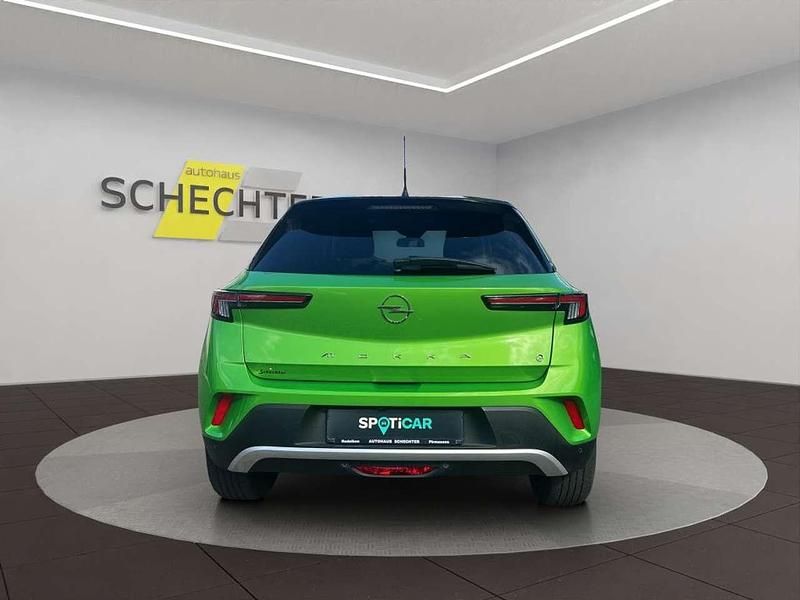 Gebraucht Opel Mokka-e Elegance 100 kW (136 PS) 2022 Ikone grün metallic (metallic) SUV