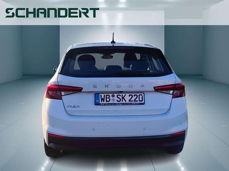 Gebraucht Skoda Fabia Selection 95 PS (69 kW) 2025 Moonweiss metallic Limousine
