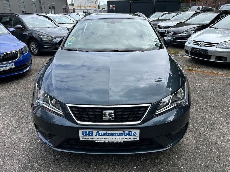 Grau Gebraucht 2019 Seat Leon ST Style Kombi | 10.790 € (Fairer Preis) - Bild 1/4