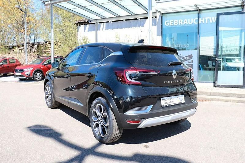 Gebraucht Renault Captur Techno 140 PS (102 kW) 2022 Sternenschwarz SUV