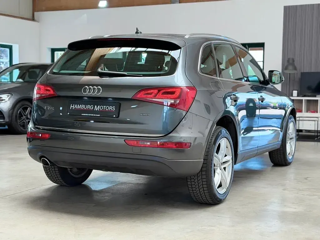 Second-hand Audi Q5 S-Line 190 CP (139 kW) 2017 Gri SUV