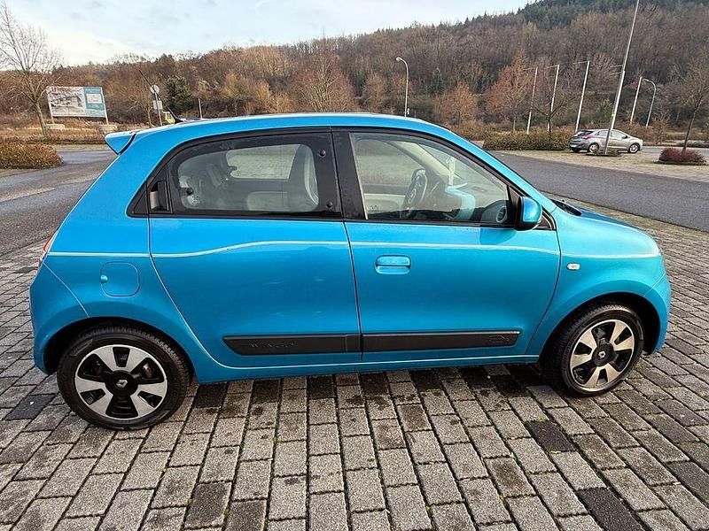 Blau Gebraucht 2015 Renault Twingo Liberty Kleinwagen | 6.300 € (Guter Preis) - Bild 1/4