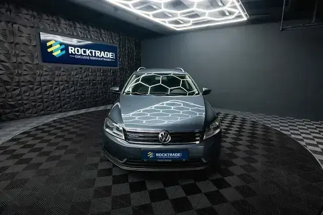 Gebraucht VW Passat Trendline 105 PS (77 kW) 2014 Grau Kombi
