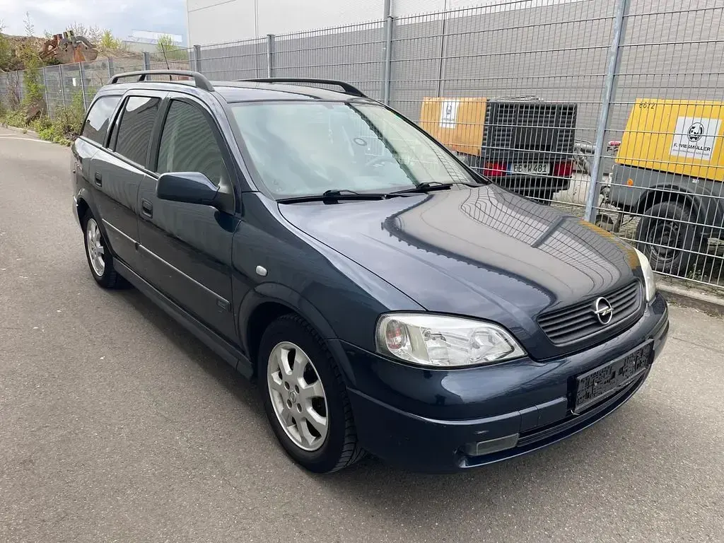Gebraucht Opel Astra Selection 101 PS (74 kW) 2002 Blau Limousine