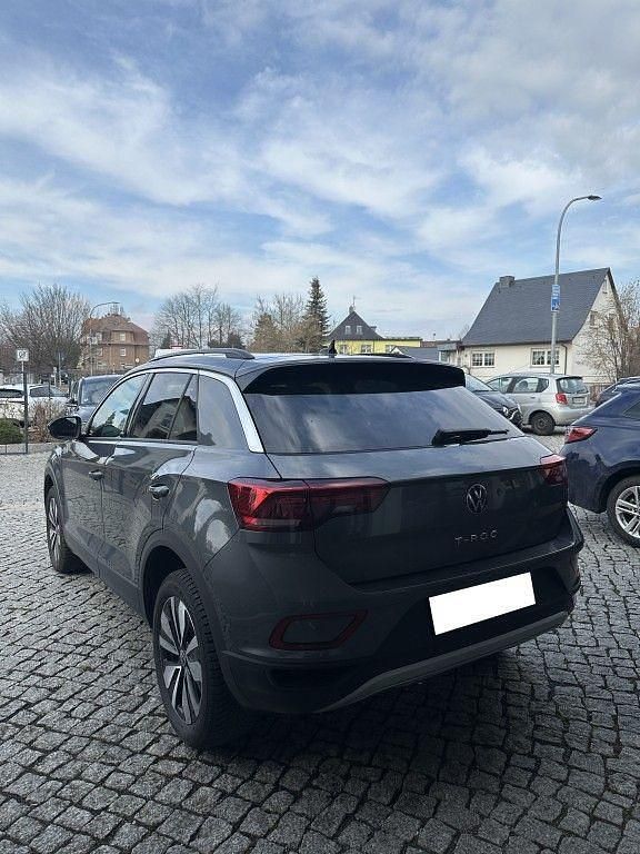 Gebraucht VW T-Roc Move 110 PS (80 kW) 2023 Grau SUV