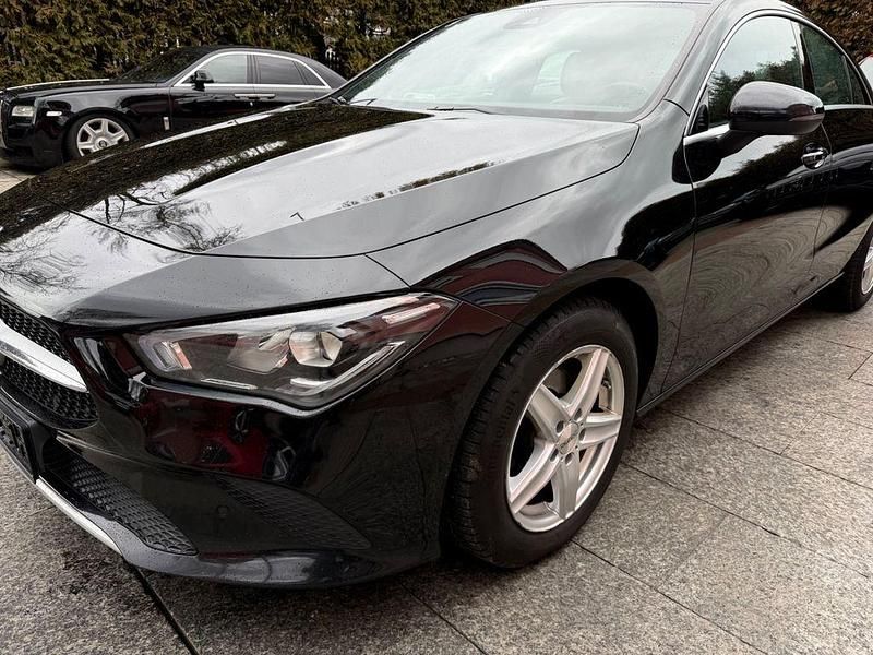 Gebraucht Mercedes CLA180 116 PS (85 kW) 2020 Schwarz Limousine