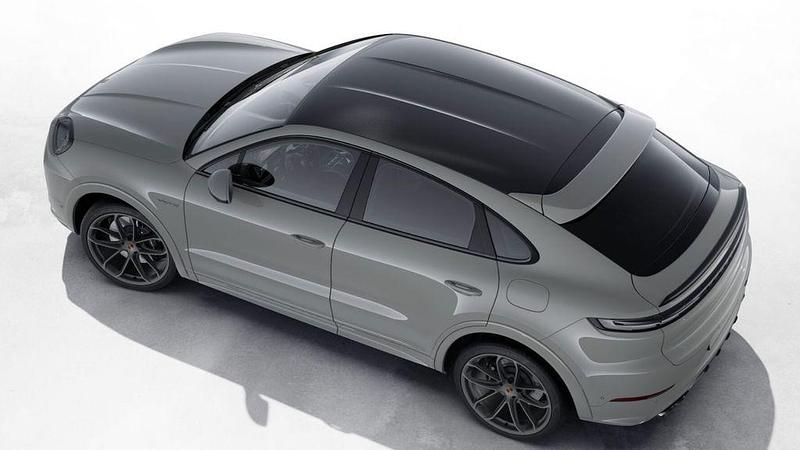 Gebraucht Porsche Cayenne Coupe 305 PS (224 kW) 2025 Grau Coupé