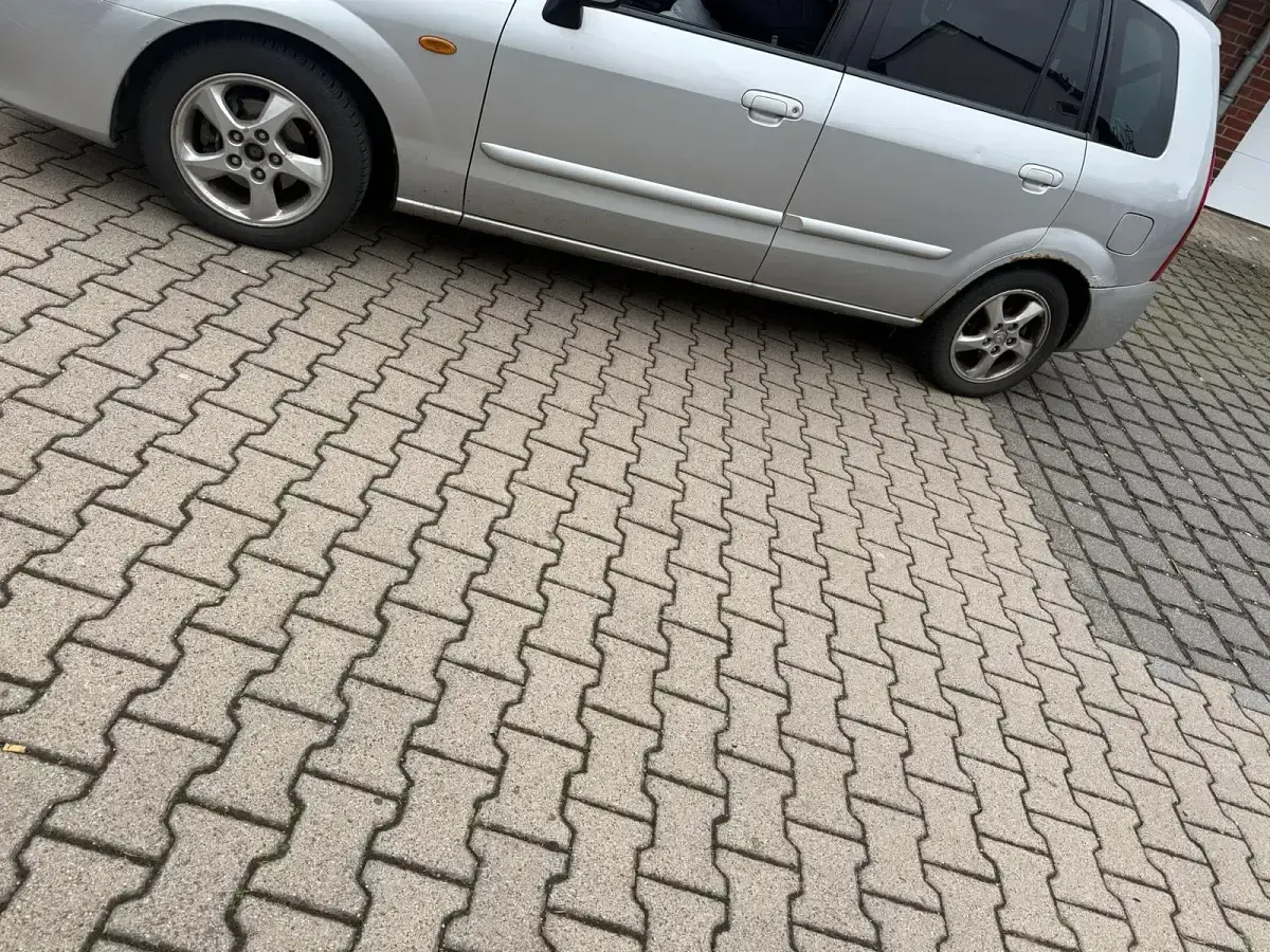 Occasion Mazda Premacy 114 ch (83 kW) 2003 Gris Monospace