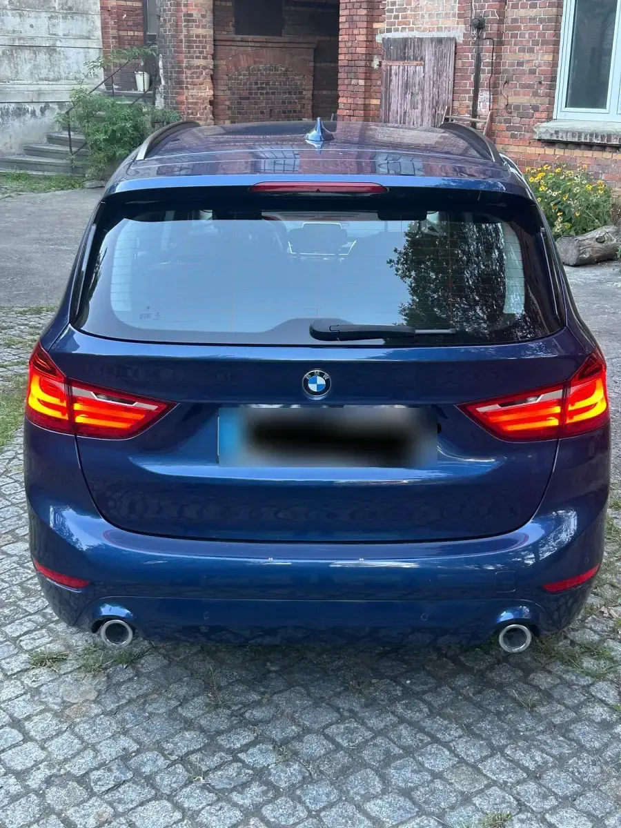 Gebraucht BMW 220 Gran Tourer 190 PS (139 kW) 2022 Blau Van / Kleinbus