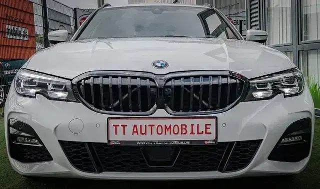 Gebraucht BMW 318 M Sport 156 PS (114 kW) 2022 Weiß Kombi