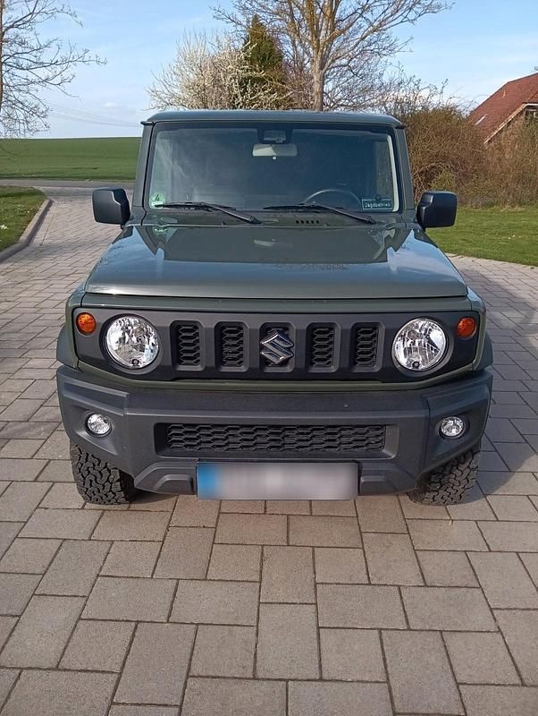 Gebraucht Suzuki Jimny Comfort 102 PS (75 kW) 2023 Grün SUV