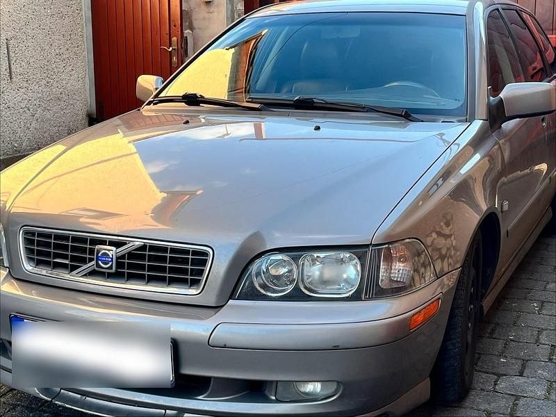 Gebraucht Volvo V40 101 PS (74 kW) 2003 Silber Kombi
