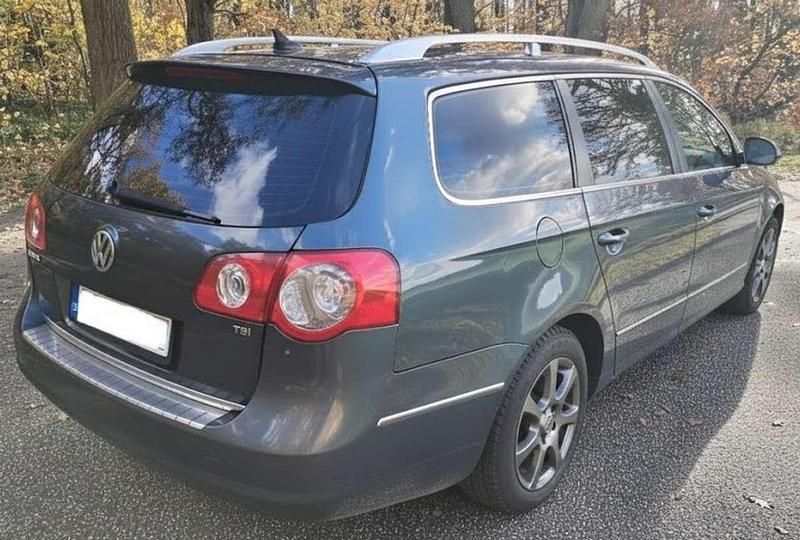 Gebraucht VW Passat Highline 122 PS (89 kW) 2009 Islandgrau Kombi