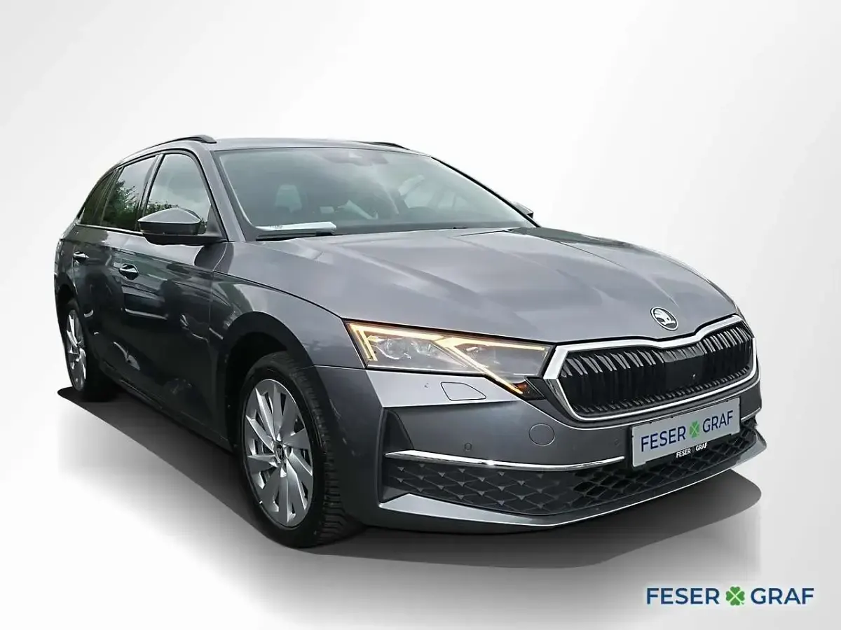 Używany Skoda Octavia Selection 150 KM (110 kW) 2025 Szary Kombi