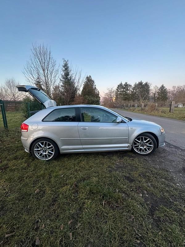 Gebraucht Audi A3 140 PS (102 kW) 2004 Silber Kleinwagen