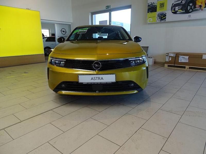 Gebraucht Opel Astra Edition 181 PS (133 kW) 2022 Gold Limousine