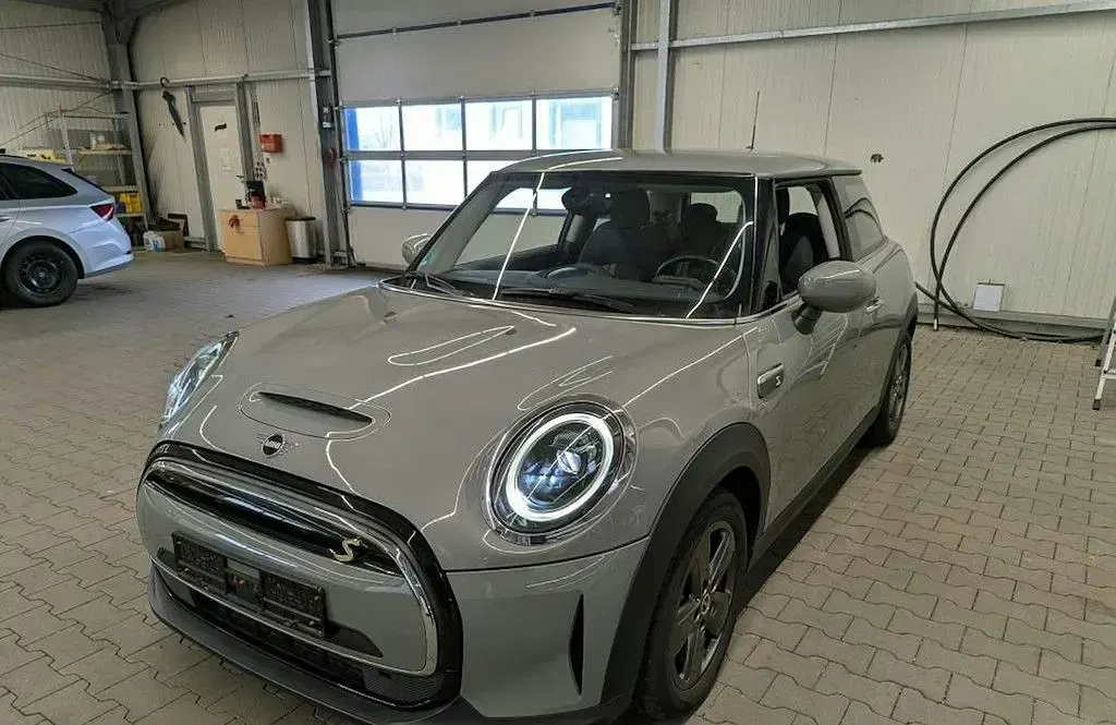 Używany Mini Cooper 135 kW (184 KM) 2022 Szary Hatchback