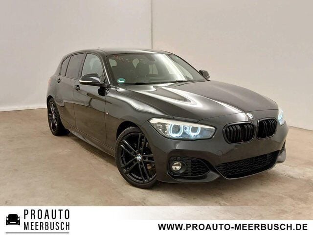 Black sapphire Gebraucht 2018 BMW 118 M Sport Kleinwagen | 18.890 € (Guter Preis) - Bild 1/4