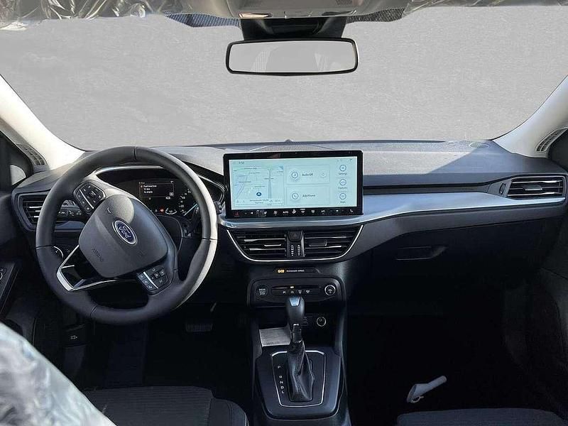 Neu Ford Focus Titanium 155 PS (114 kW) 2025 Blau Kombi