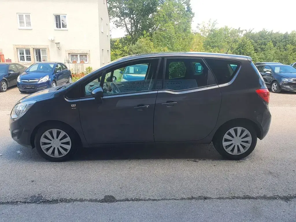 Gebraucht Opel Meriva Active 140 PS (102 kW) 2013 Grau Van / Kleinbus