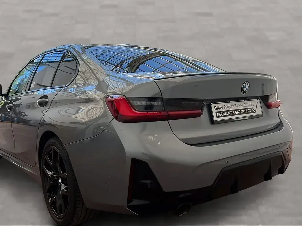 Gebraucht BMW 318 M Sport 150 PS (110 kW) 2025 Grau Limousine