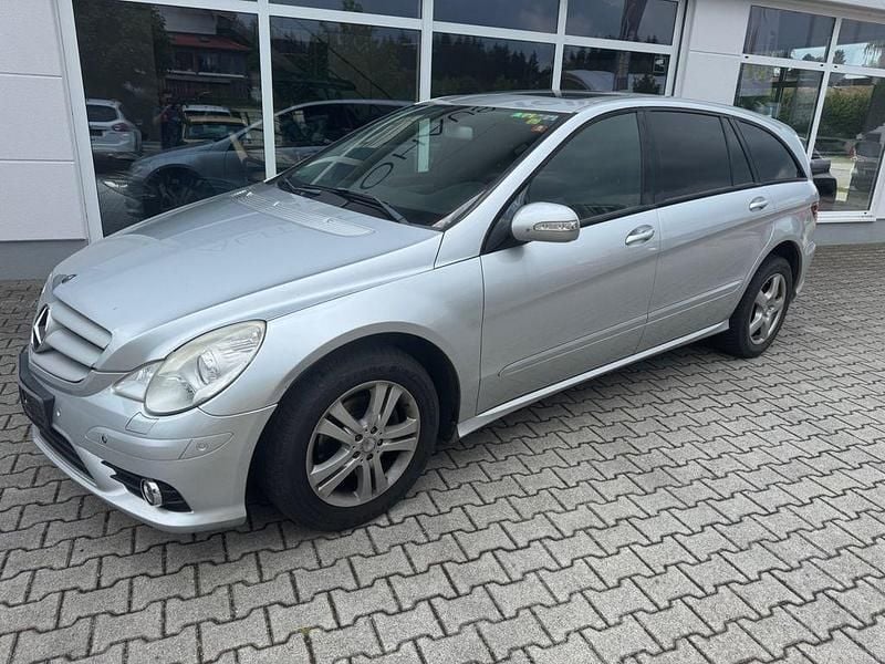 Silber Gebraucht 2008 Mercedes R320 AMG Van / Kleinbus | 2.999 € (Superpreis) - Bild 1/4