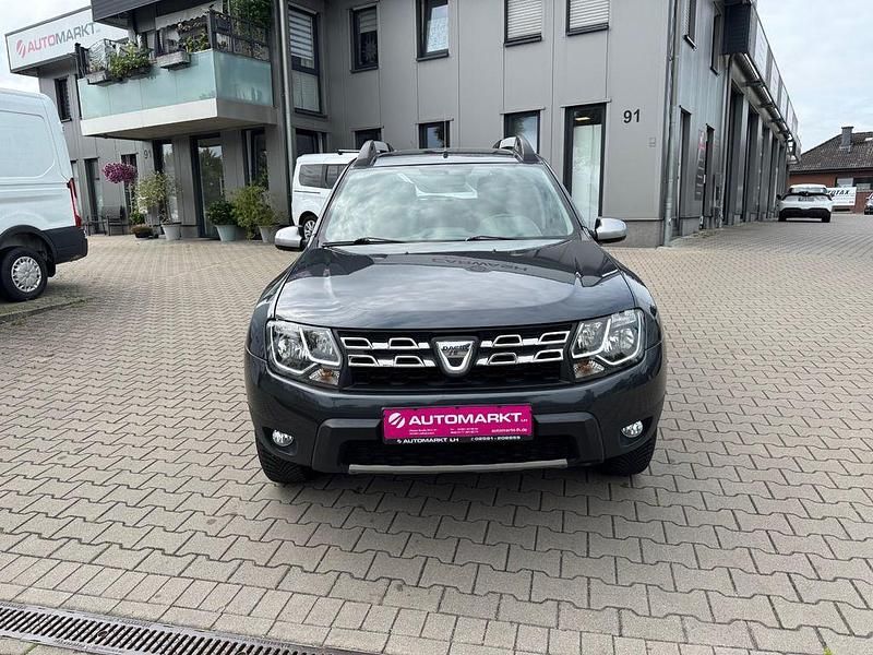 Grau Gebraucht 2016 Dacia Duster Prestige SUV | 9.590 € (Fairer Preis) - Bild 1/4