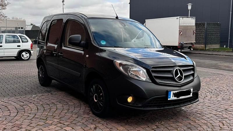 Gebraucht Mercedes Citan 112 114 PS (83 kW) 2016 Schwarz Limousine