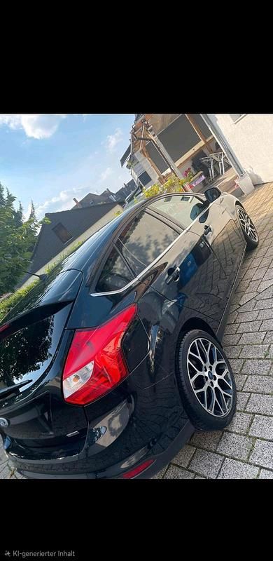 Usata Ford Focus 182 CV (133 kW) 2013 Nero Berlina