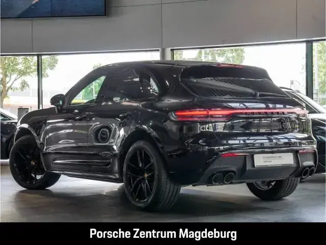 Gebraucht Porsche Macan 265 PS (194 kW) 2024 Schwarz SUV