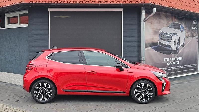 Neu Mitsubishi Colt Select 91 PS (66 kW) 2025 Rot Limousine