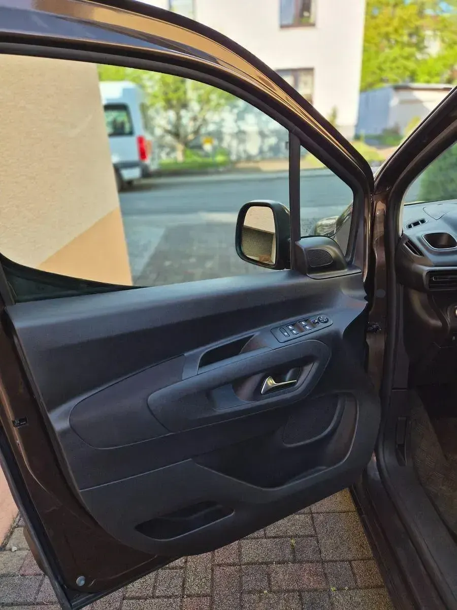 Gebraucht Opel Combo Life Innovation 131 PS (96 kW) 2020 Braun Kombi