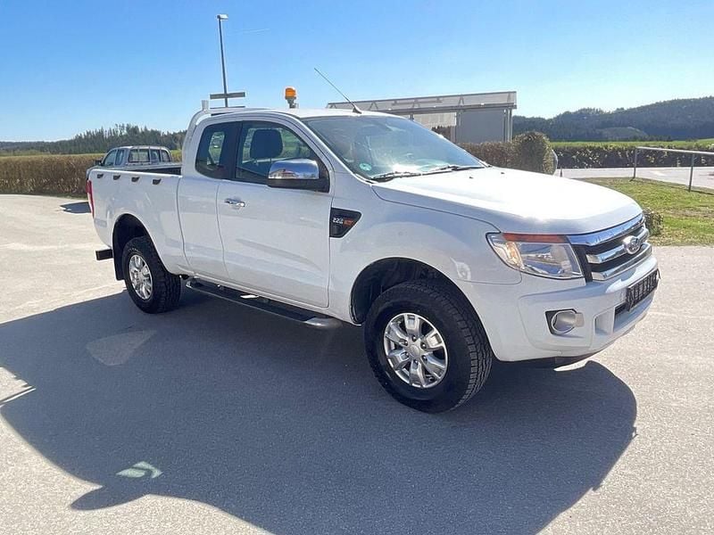 Gebraucht Ford Ranger XLT 150 PS (110 kW) 2013 Weiß Pickup