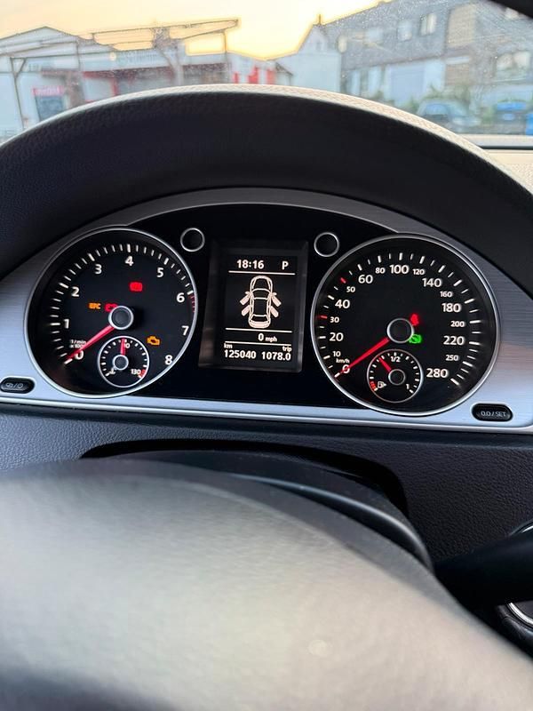 Gebraucht VW Passat 160 PS (117 kW) 2015 Schwarz Limousine