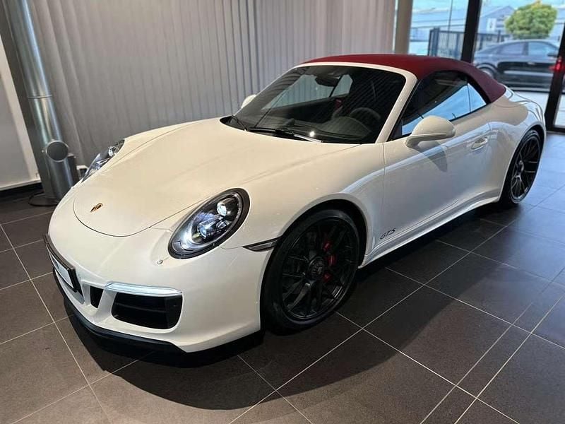 Weiß Gebraucht 2017 Porsche 911 Carrera 4 GTS Cabrio | 129.991 € (Guter Preis) - Bild 1/4