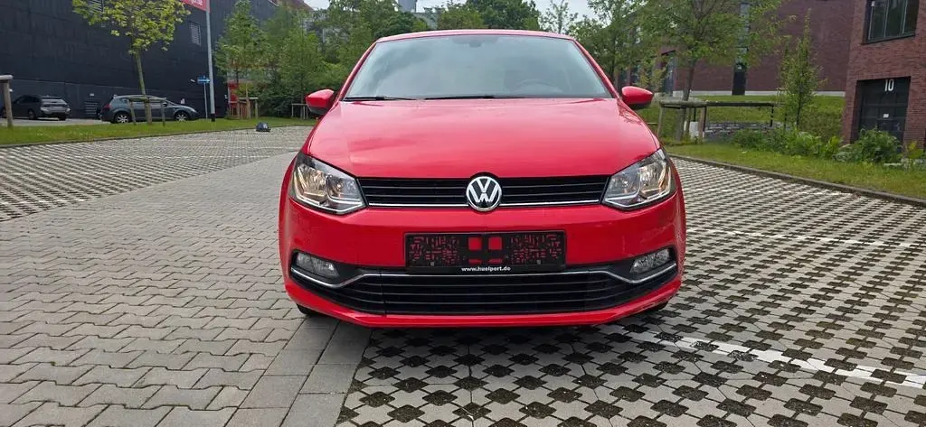 Gebraucht VW Polo Sound 75 PS (55 kW) 2017 Rot Limousine