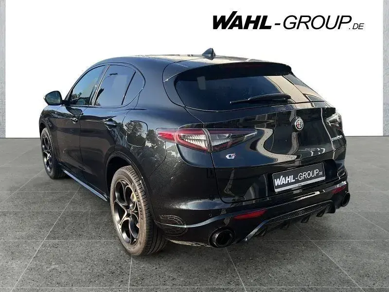 Gebraucht Alfa Romeo Stelvio 280 PS (205 kW) 2025 Schwarz SUV