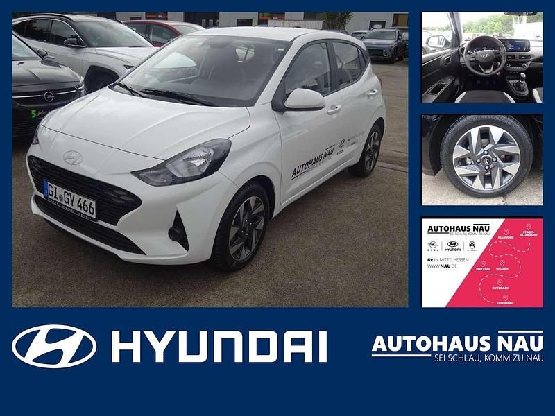 Atlas white / sol Gebraucht 2025 Hyundai i10 Trend Kleinwagen | 18.490 € (Fairer Preis) - Bild 1/4