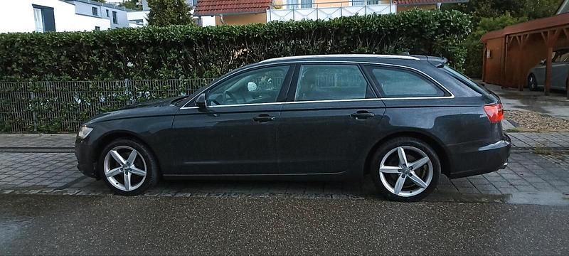 Grau Gebraucht 2013 Audi A6 Kombi | 10.799 € (Fairer Preis) - Bild 1/4