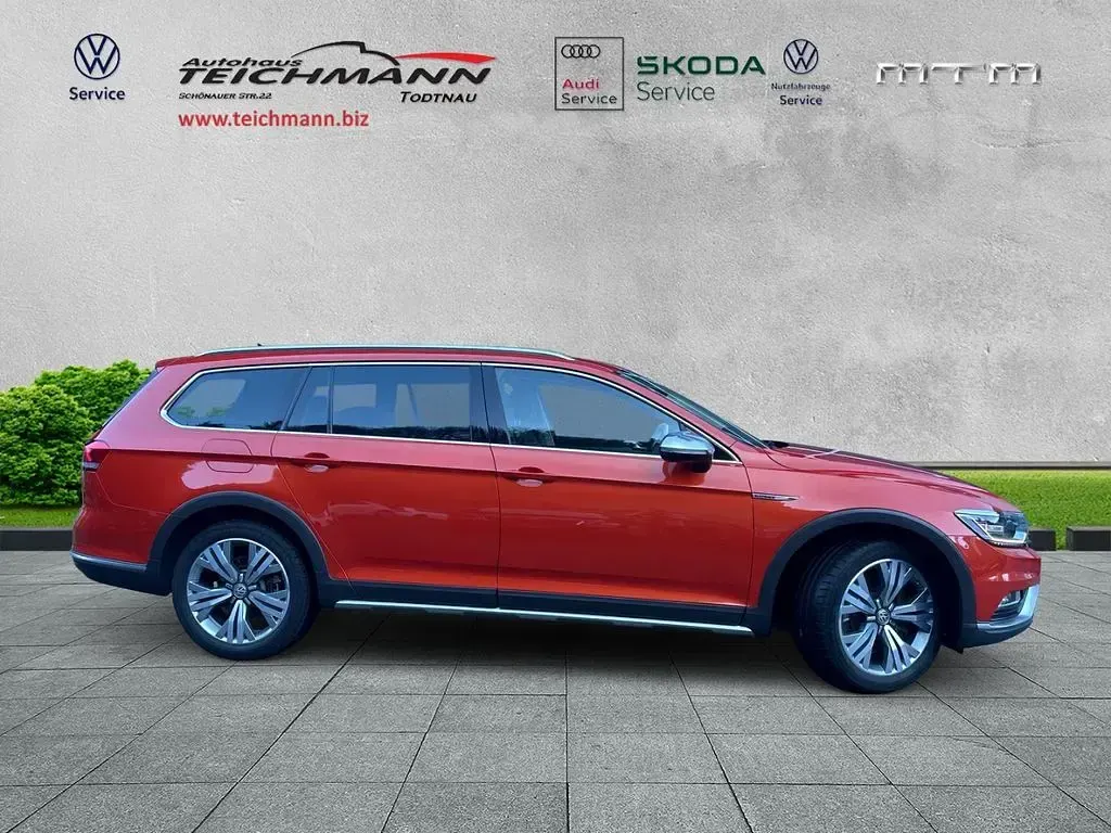 Gebraucht VW Passat 239 PS (175 kW) 2016 Habanero orange metallic Kombi