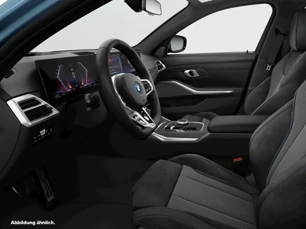 Gebraucht BMW 330e Sport Line 292 PS (214 kW) 2025 Blau Kombi