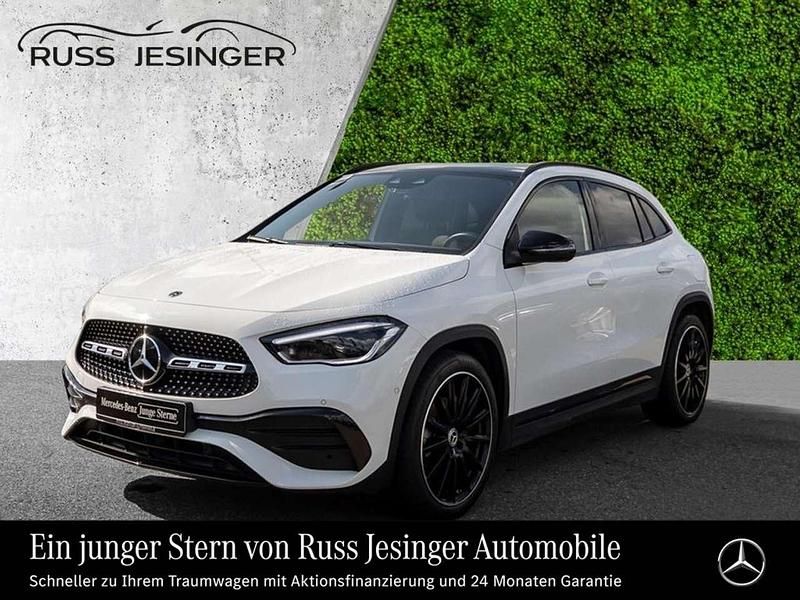 Weiß Gebraucht 2022 Mercedes GLA200 AMG line SUV | 35.880 € (Fairer Preis) - Bild 1/3
