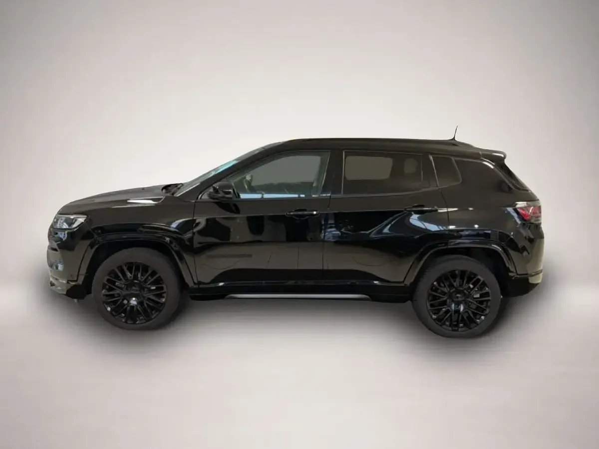 Gebraucht Jeep Compass 131 PS (96 kW) 2023 Schwarz SUV